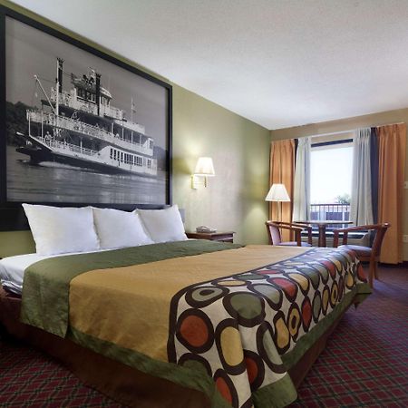 Super 8 By Wyndham Hattiesburg North Bagian luar foto